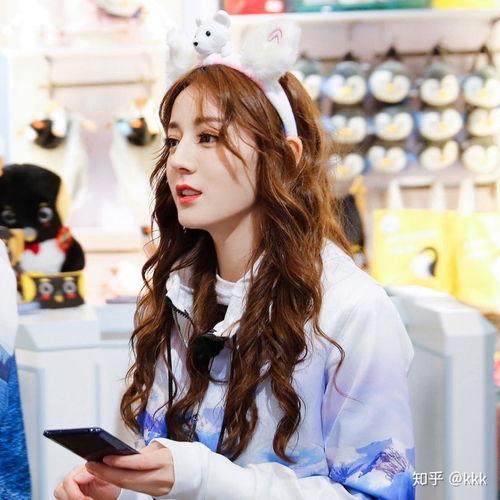 圈内爆料热巴吴磊,圈内爆料引热议